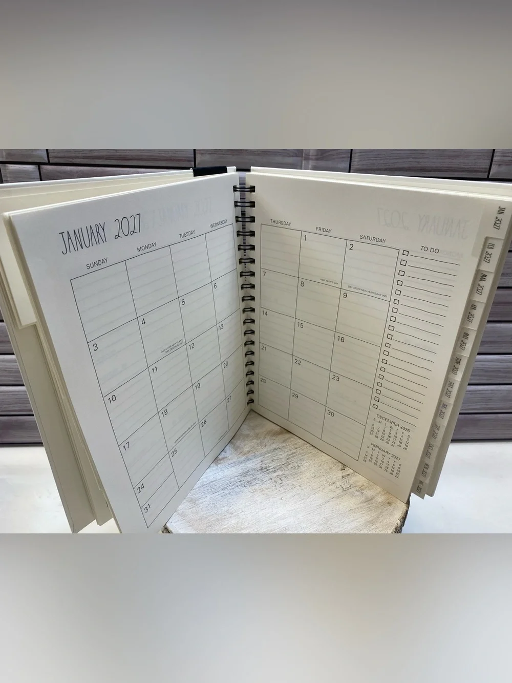 Rae Dunn❤️   “2027.”Dogs L size 17-month Planner NEW